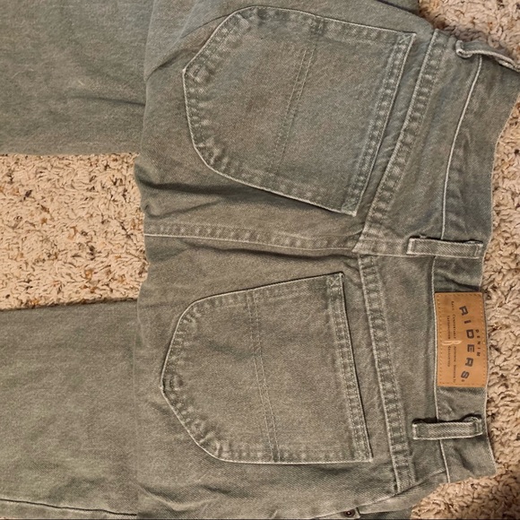 Green Lee Riders - Picture 4 of 9